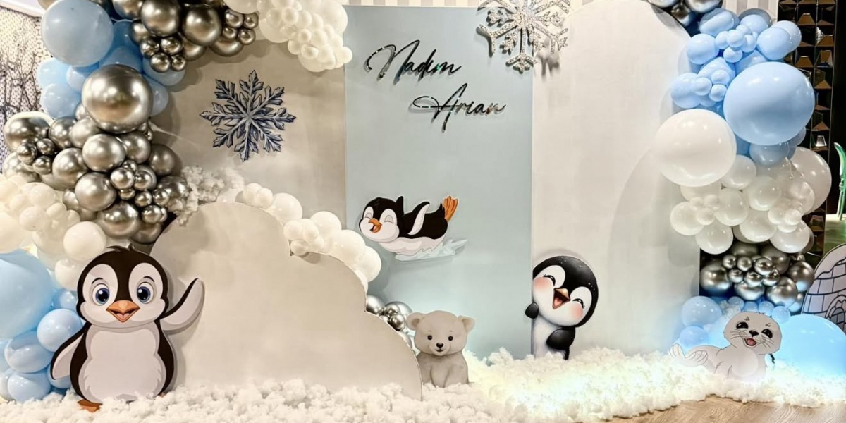 Lumea Baloanelor-Decor Difere